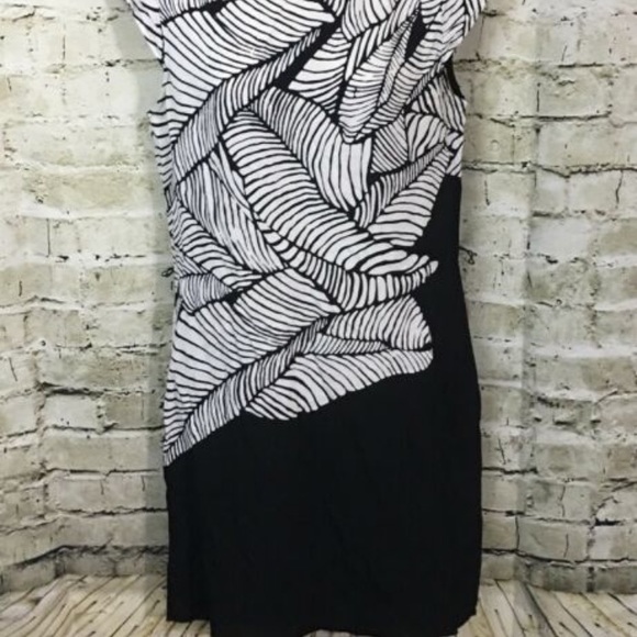 Loft Black Sheath Dress with White Leaf Detail 🖤 - Picture 3 of 5